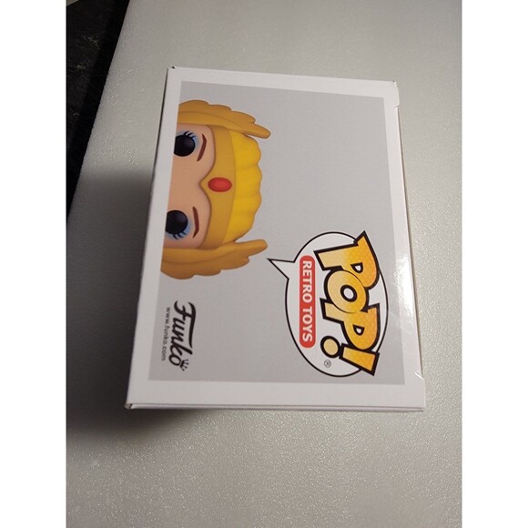 Masters Of The Universe She-Ra  (Specialty Series Exclusive) GITD#38 - Picture 6 of 6